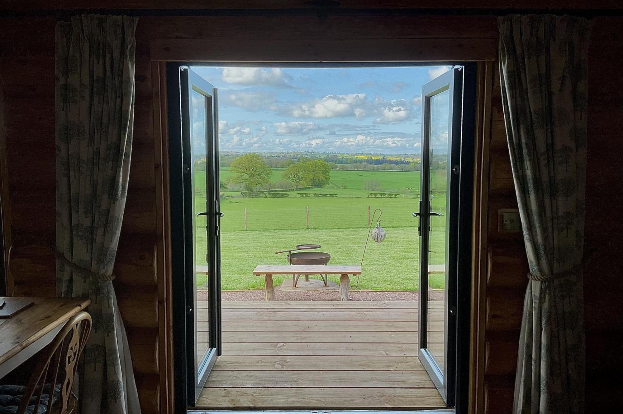 Rowan - Tedstone Log Cabins Bromyard Extérieur photo