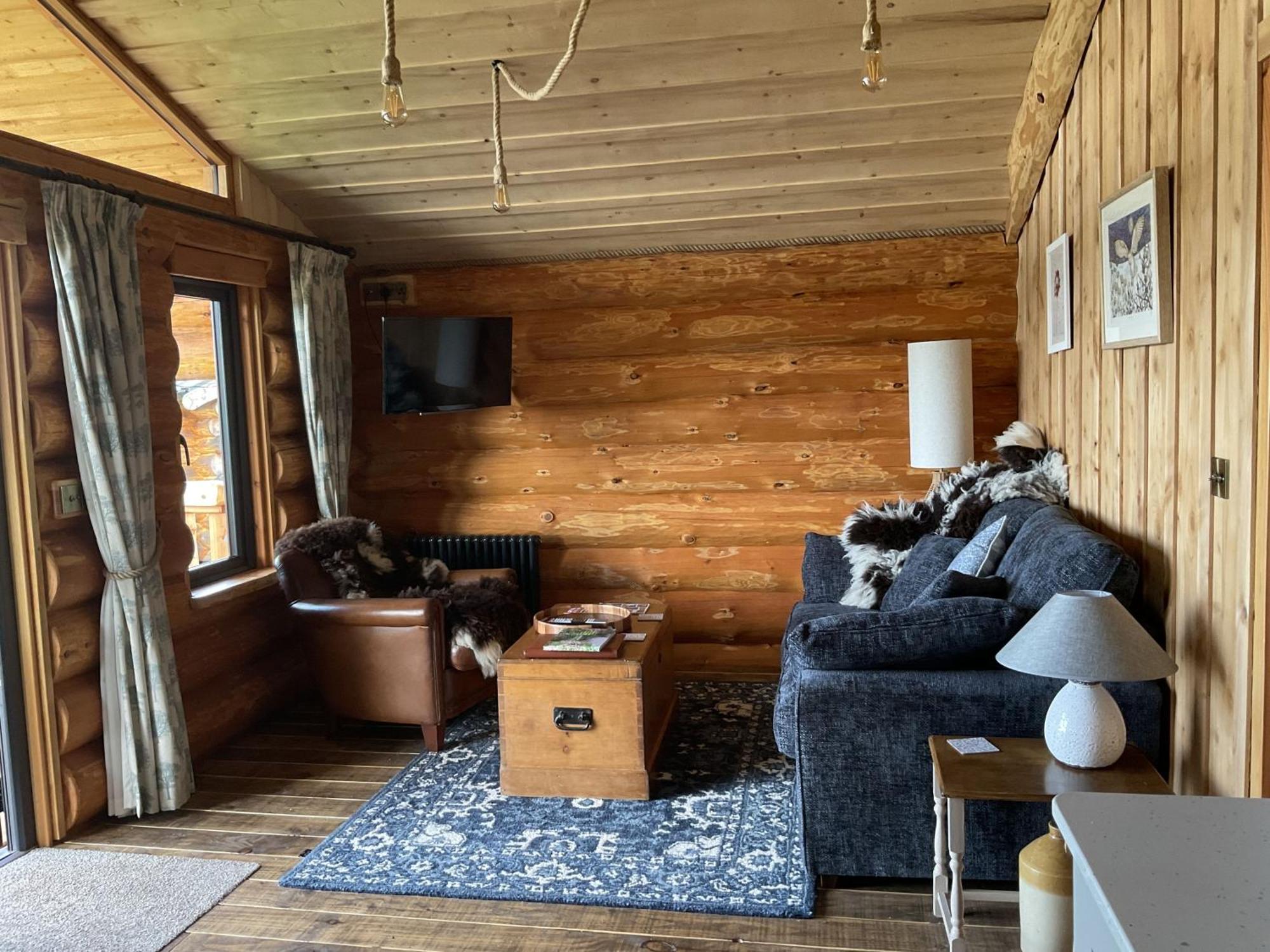 Rowan - Tedstone Log Cabins Bromyard Extérieur photo